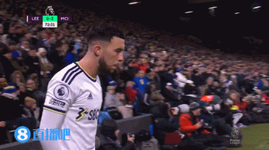 米体：将有一万名左右的那不勒斯球迷远征罗马，警方压力很大