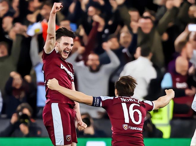 日本足协官方：铃木彩艳因伤缺席本月名单，野泽大志替补入选